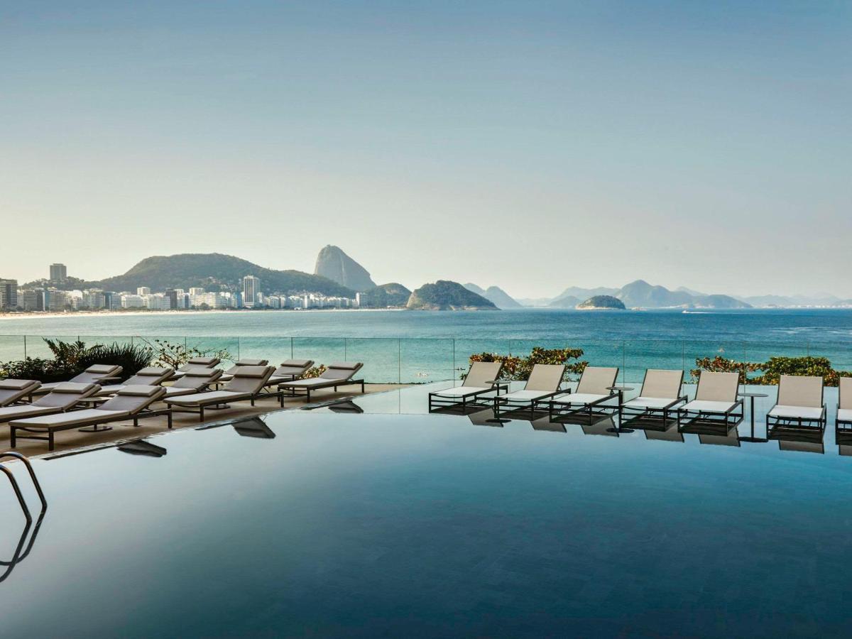 Fairmont Rio De Janeiro Copacabana المظهر الخارجي الصورة The pool at the hotel
