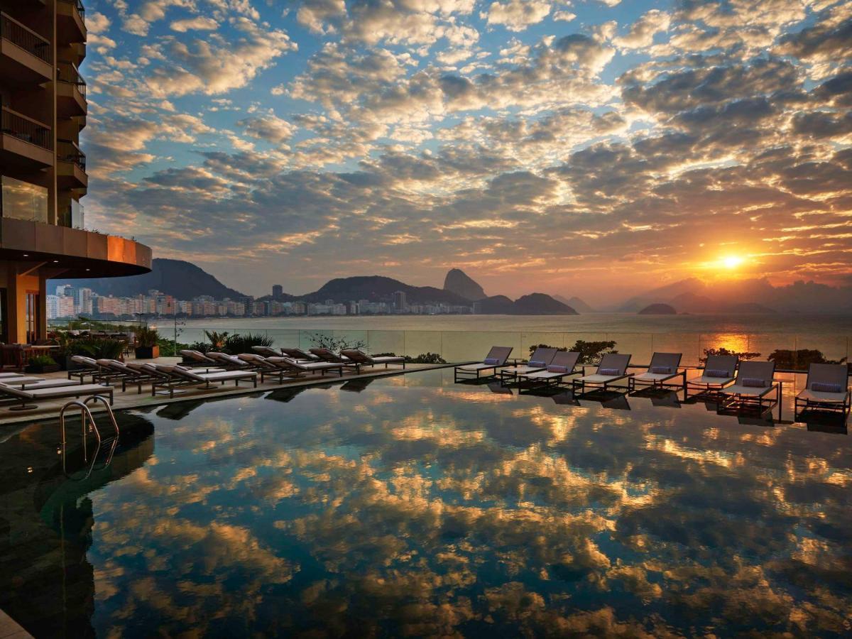 Fairmont Rio De Janeiro Copacabana المظهر الخارجي الصورة Sunset at the hotel